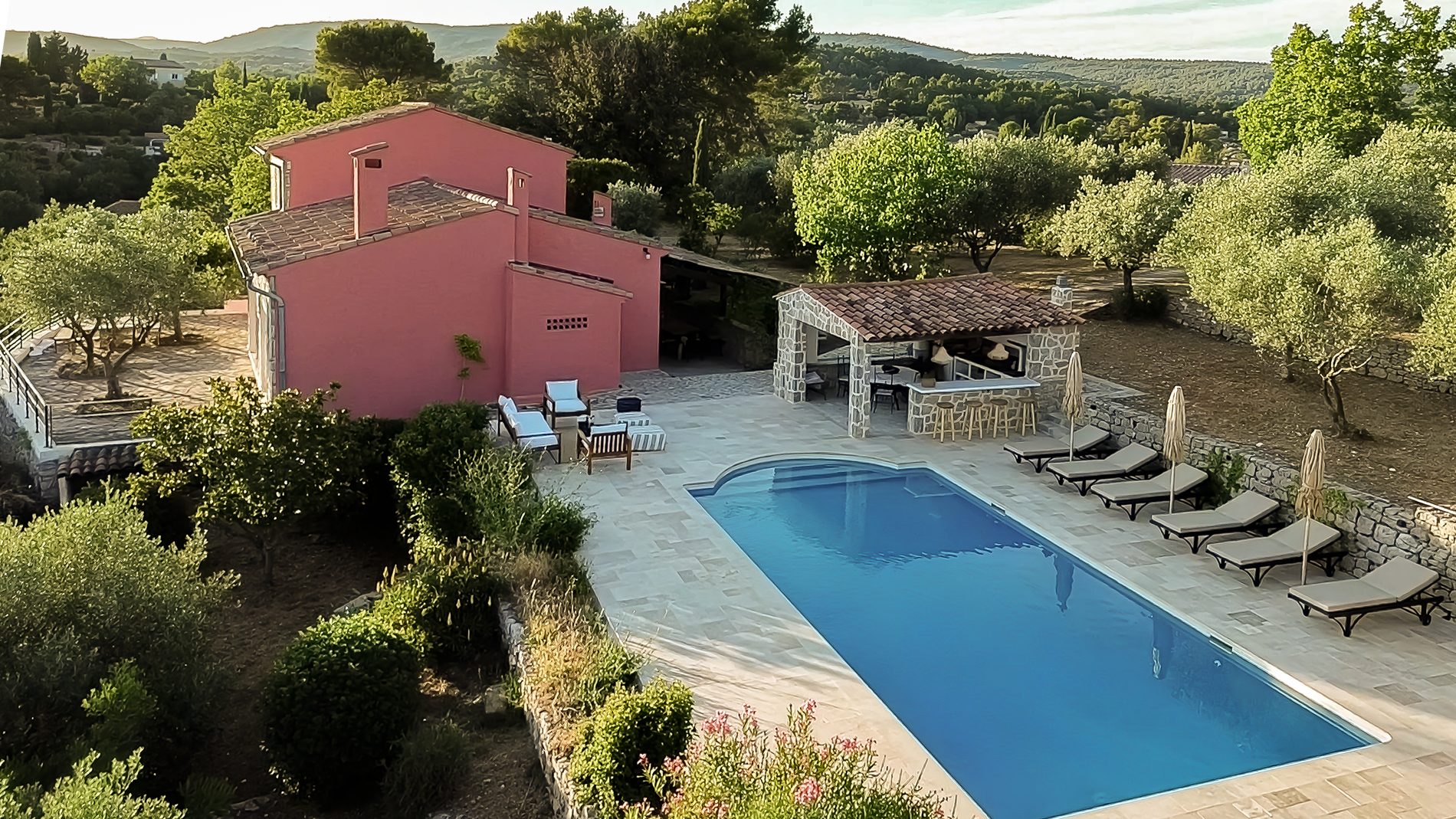 Luchtfoto Maison Olivette