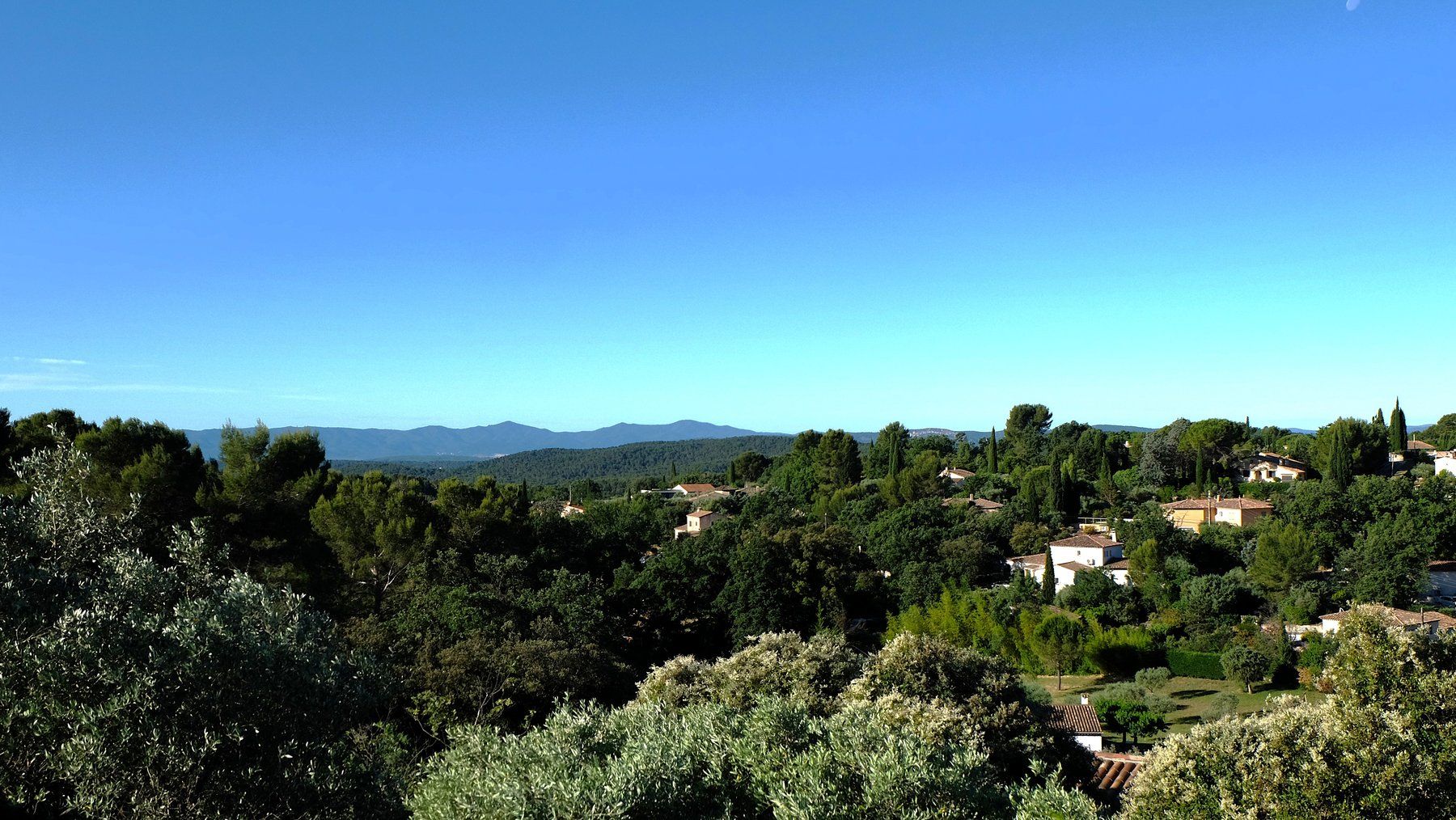 Panoramisch uitzicht over Flayosc